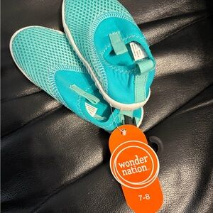 Wonder Nation Turquoise Mesh Water Shoes